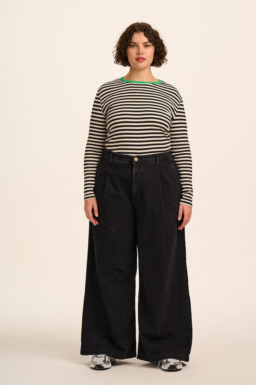 LUCY & YAK NWT Tate Denim Extra Wide Leg Jeans Black Wash Size W42 UK22 US18